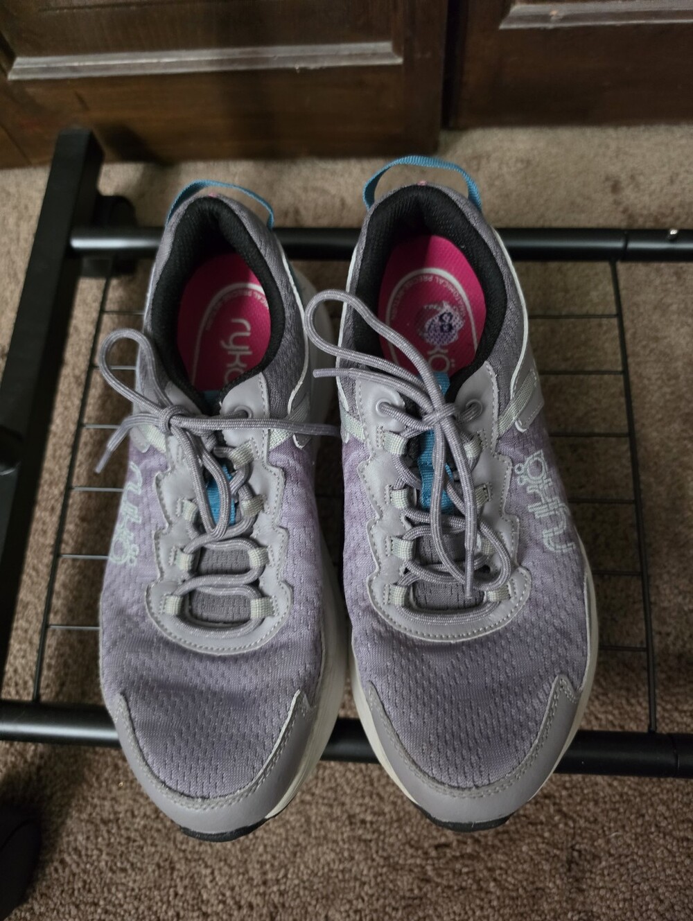 Womens Size 8.5 RYKA shoes